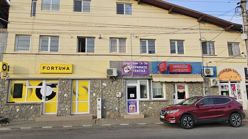 Spatiu comercial/camere cazare - 7 camere 135 mp Baicoi Prahova! - Poză 22