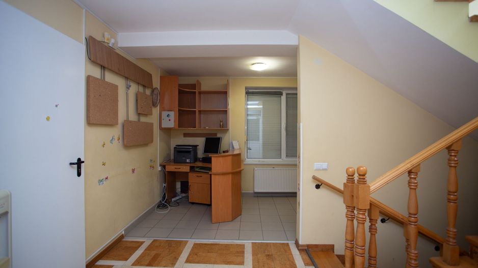 Spațiu nelocativ - Poză 9