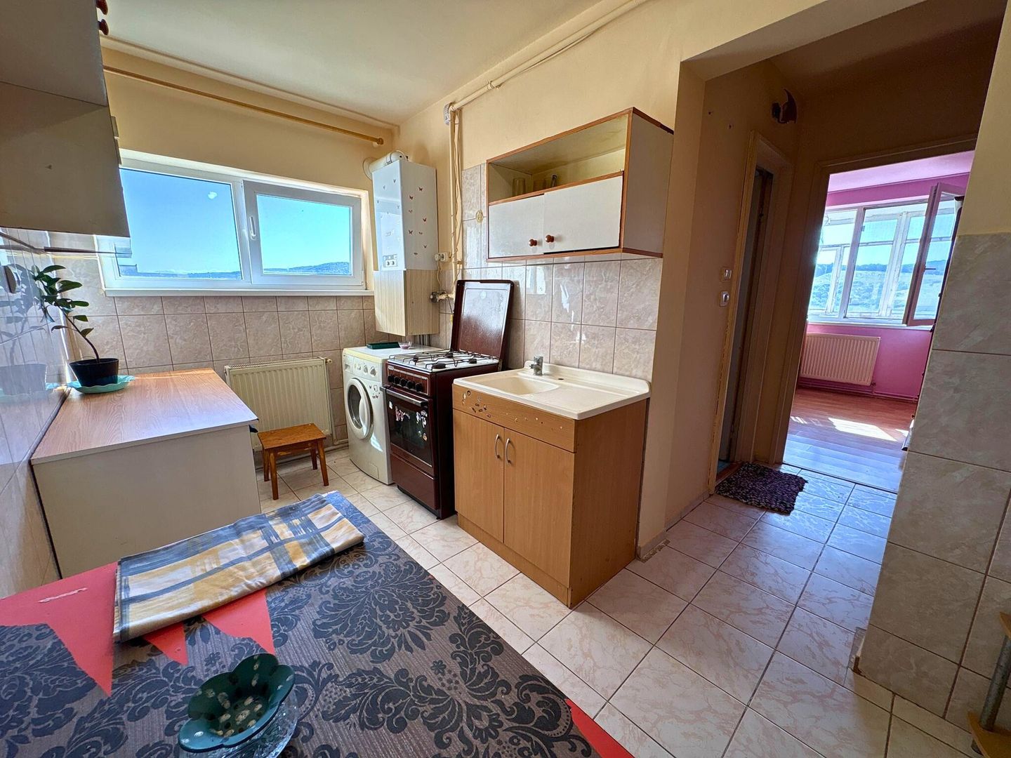Apartament 2 camere 47,5 M² + balcon 7,5 M² cu priveliste Simeria - Poză 8