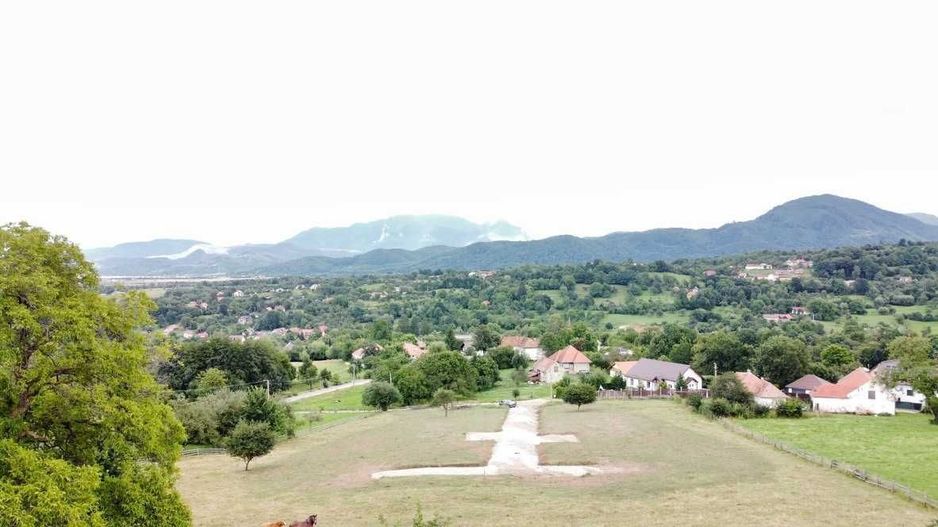 Teren deosebit în Sohodol – toate avantajele într-un singur loc - Poză 3