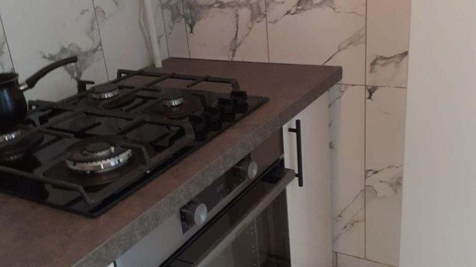 Studio modern de inchiriat - 10 minute Metrou Parc Drumul Taberei - Poză 6