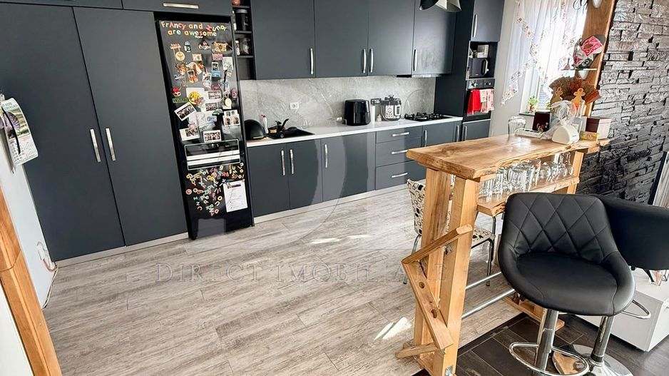 APARTAMENT 3 CAMERE DE VÂNZARE – FLOREȘTI, STR. CETĂȚII - Poză 4