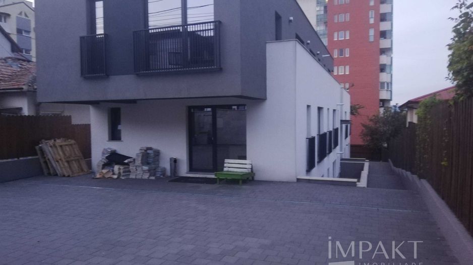 Dau in chirie cladire de 500 mp, superfinisat, teren 600 mp,str Meteor - Poză 2