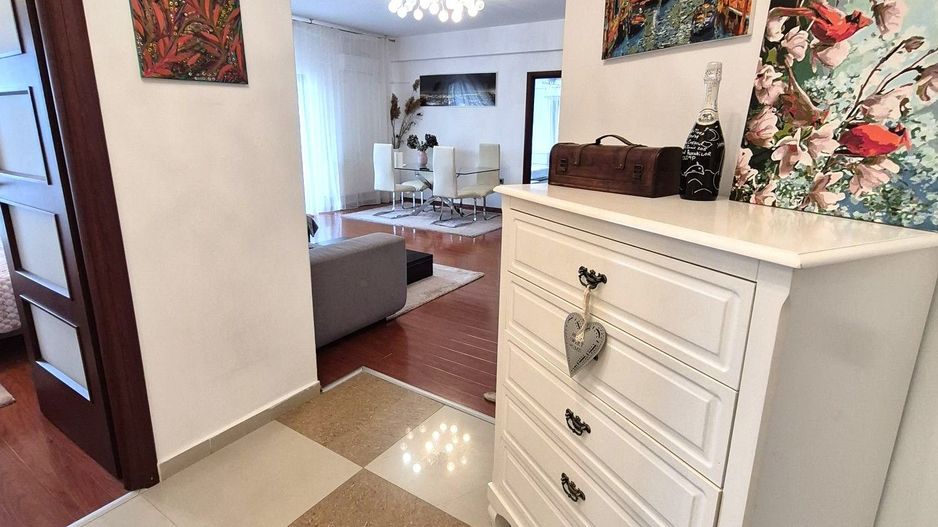 Apartament 3 camere, zona Bazilescu-Jiului. - Poză 8