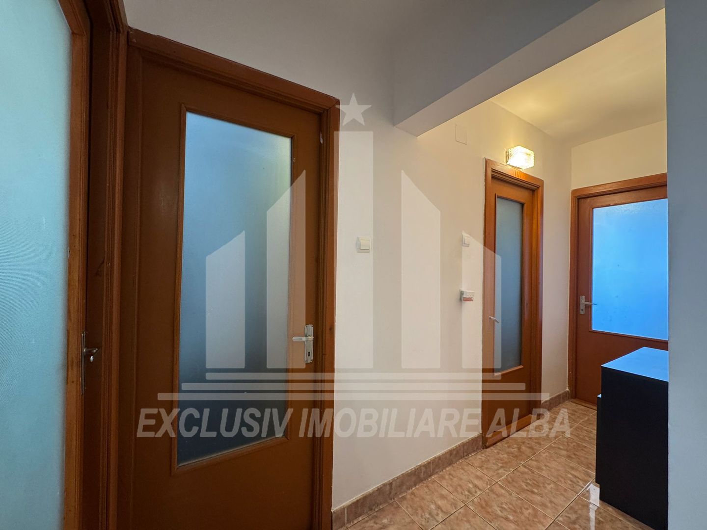 Apartament 3 camere decomandate | 66 mp | Mobilat si utilat | Ampoi 1 - Poză 3