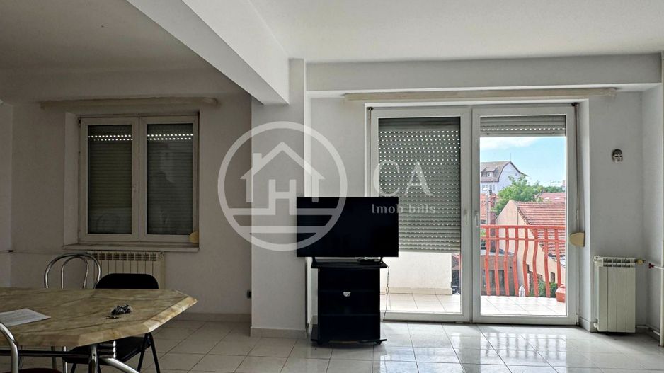 Apartament de închiriat cu 3 camere în Cantemir, Oradea - Poză 2