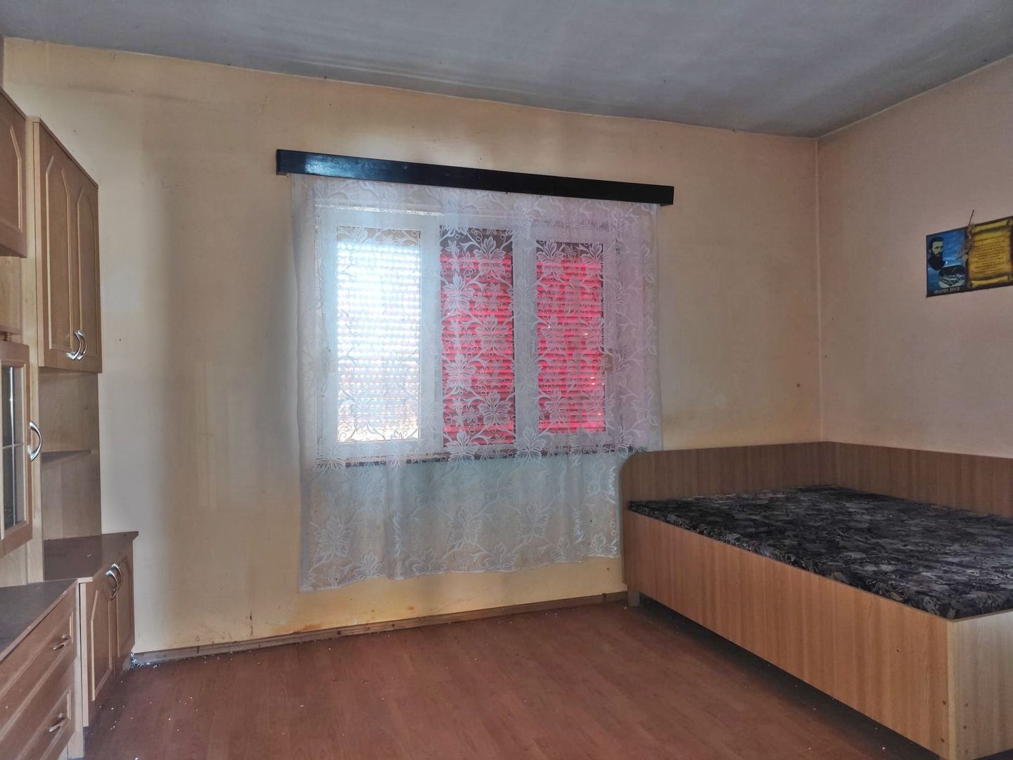 Casa la tara, gaz, acces auto, teren 4122 mp – Petid, Bihor – VANZARE - Poză 7