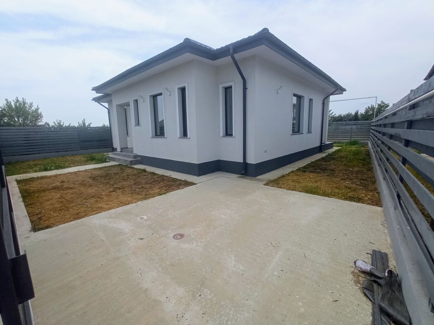 CASA INDIVIDUALA - 4 CAMERE, 333 MP TEREN,PARTER + POD, COMISION 0% - Poză 3