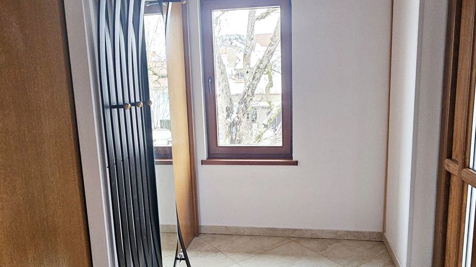 Apartament 3 camere premium în vilă, parter, garaj, acces separat – Central - Poză 11