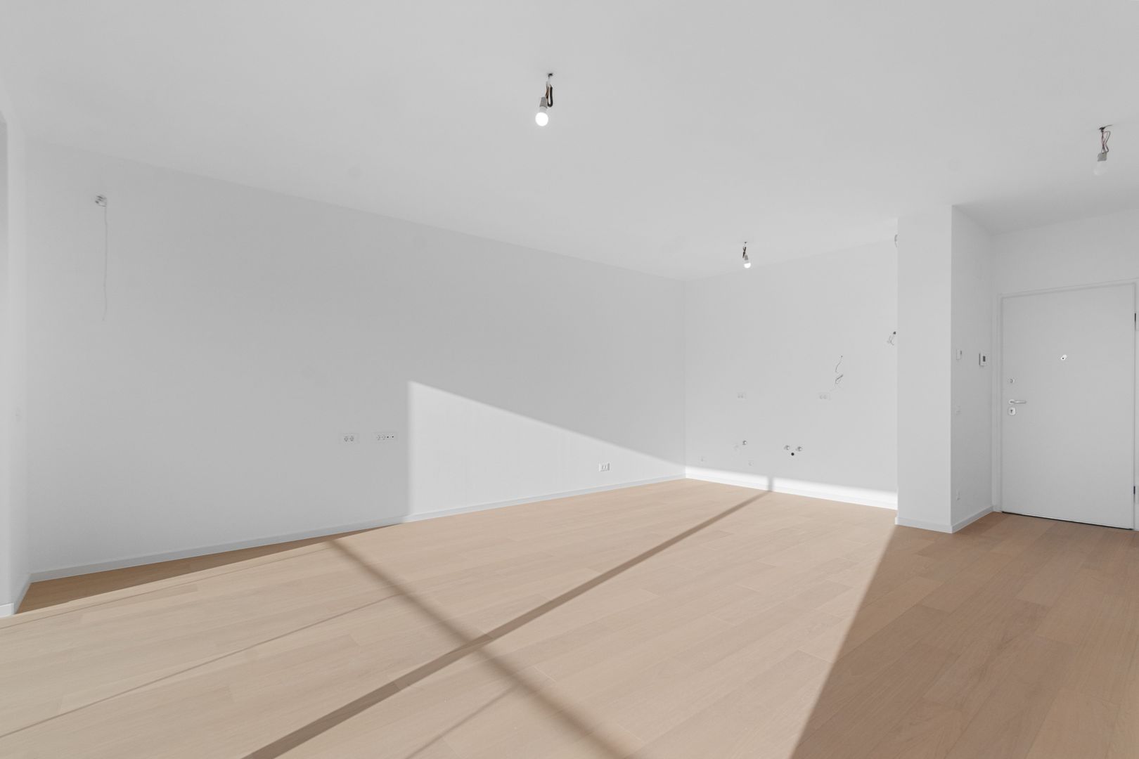 Apartament 4 camere - 112 mp - comision zero - 249000 Euro+tva - Poză 22