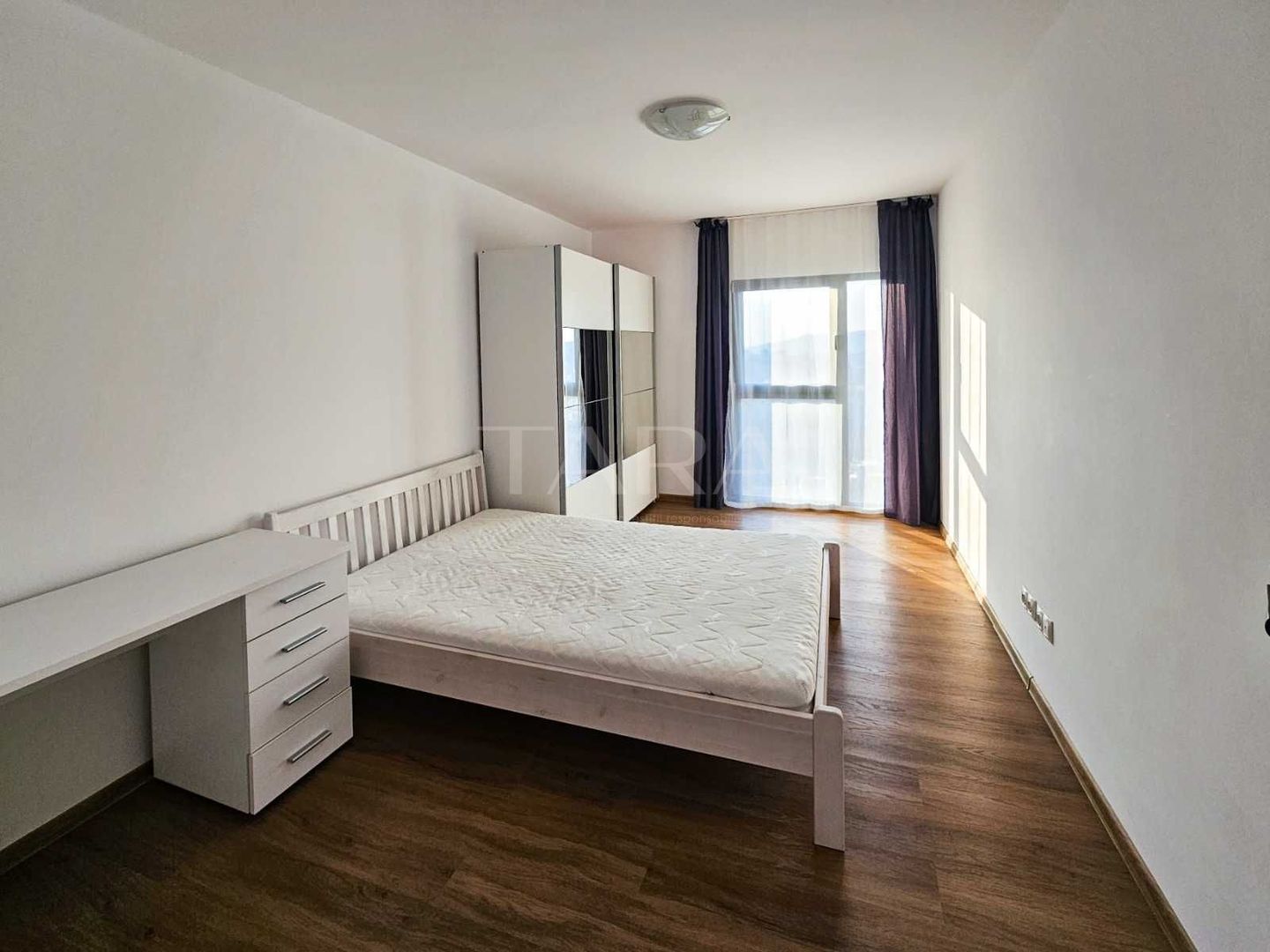 Apartament 3 camere cu Parcare Subterana - Poză 3
