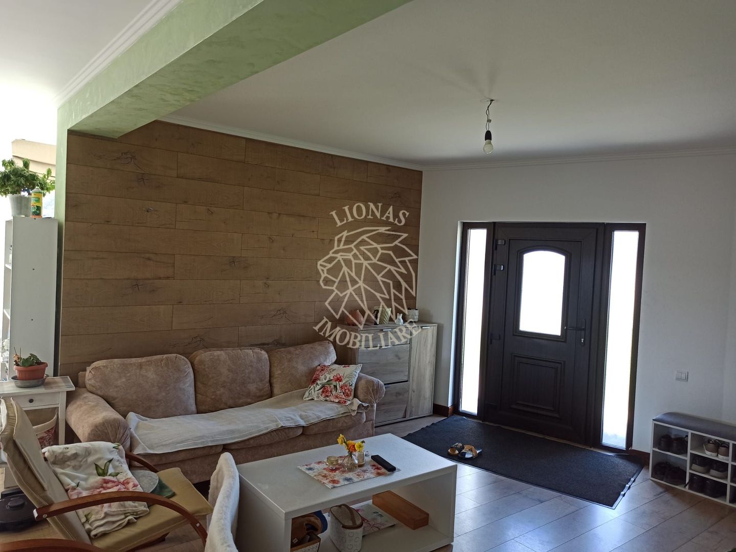 Casa 6 camere 220 mp-teren 1200 mp-curte amenajata-garaj-La Soare - Poză 7