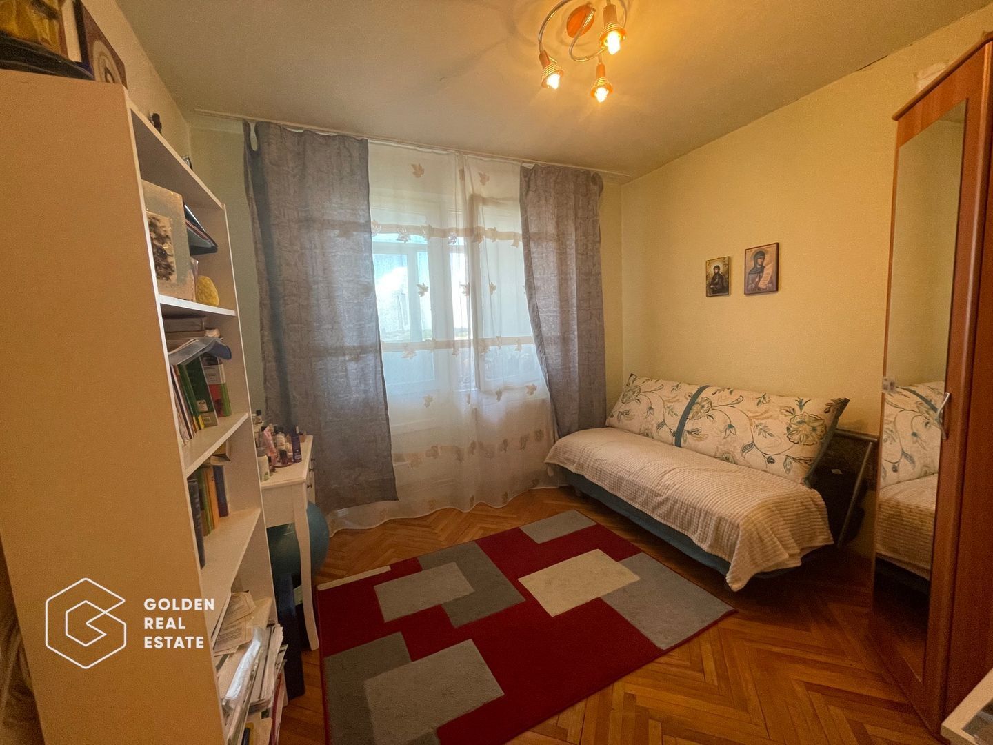 Apartament spațios, decomandat, 4 camere, Soarelui, zona AEM - Poză 4