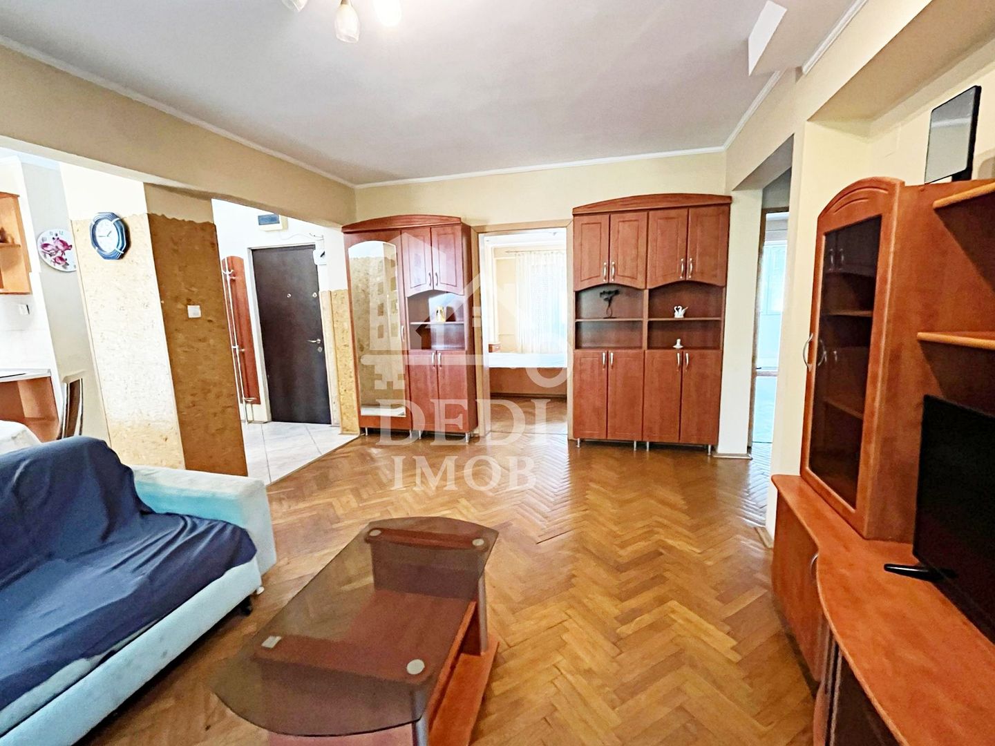 Apartament cu 4 camere de inchiriat, zona Cantemir, Oradea - Poză 1