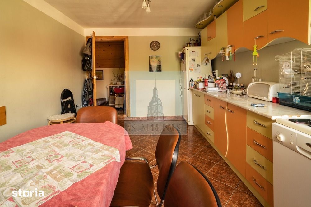Casă/Vila de vânzare/ zona Sacele - Poză 17