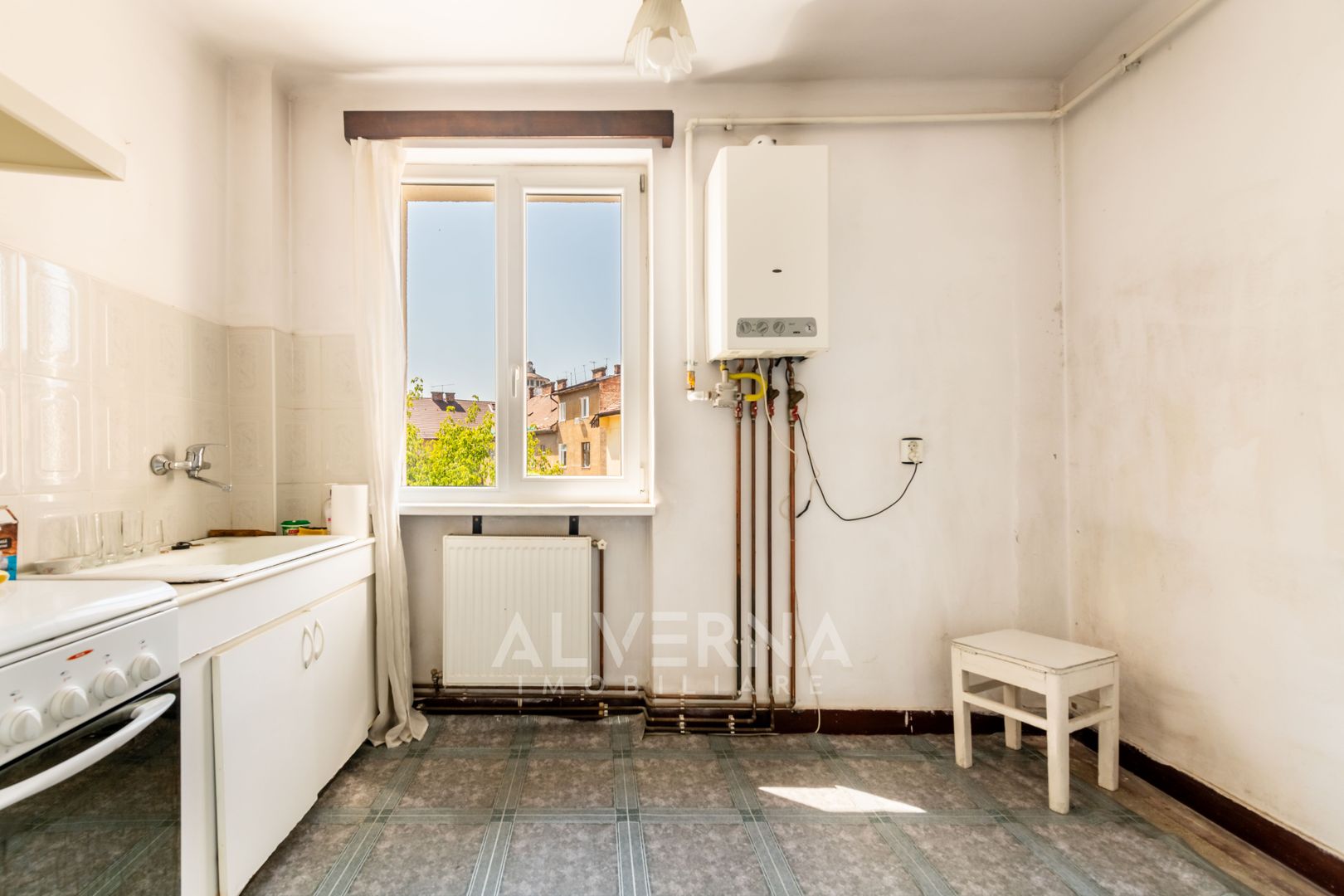 Apartament 2 camere pe str. Horea | 45mp + pivnita | parcare in curte* - Poză 6