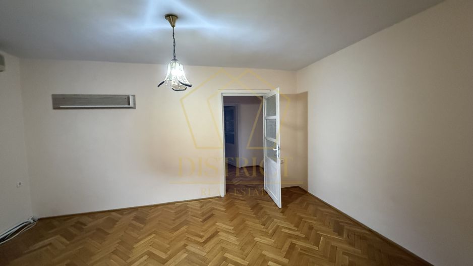 Casa cu 4 camere de inchiriat | Complexul Studentesc - Poză 12