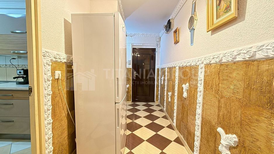 Apartament cu 2 camere, 2 bai, decomandat, etaj 1 - zona Racadau - Poză 6