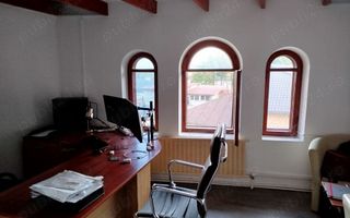 BRASADAS vinde casa cu 14 camere in Iasi zona CENTRALA. - Poză 4