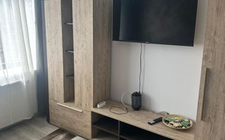 Garsoniera moderna in Tractorul - pozitie excelenta - Poză 3