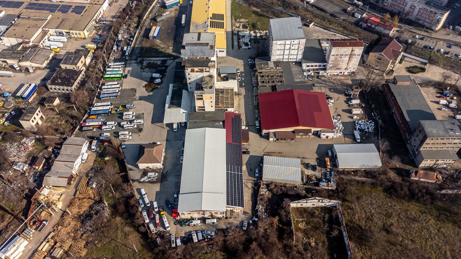 Platforma industriala 3552 mp hale beton si 9883 mp teren - Poză 2