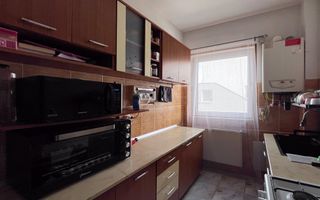 De vanzare 2 camere | etaj 1 | zona Pronto. - Poză 10