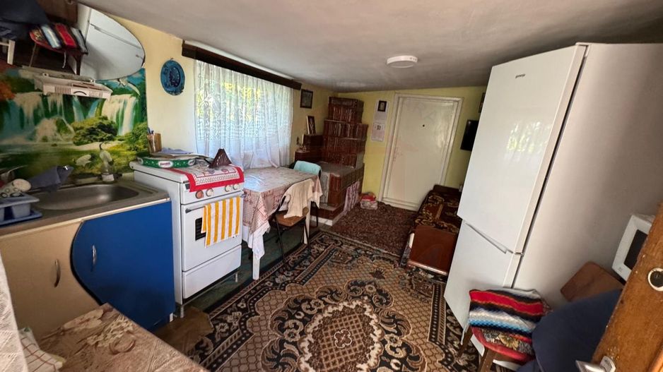 85.000 Euro- casa +magazin+garaj in com Smardan, sat Cismele, - Poză 6