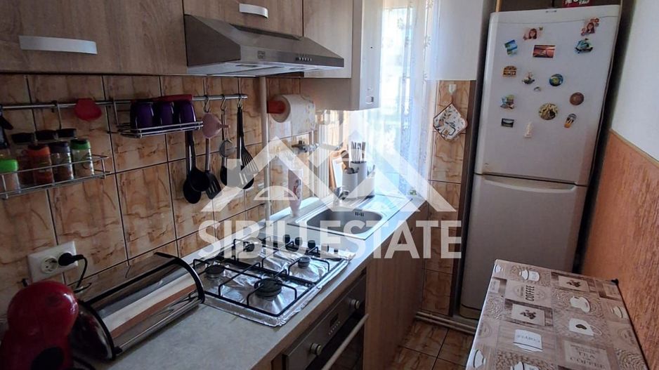 Apartament cu 2 camere 37 mp etaj 2 mobilat și utilat în zona Luptei - Poză 8