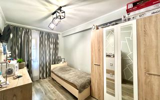 Apartament de vânzare 3 camere/ Eroilor / Floresti - Poză 7