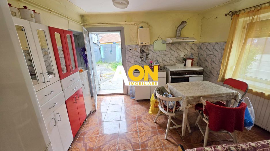 Casă veche cu 3 camere, 259 mp teren, la asfalt, zona Prefectura - Poză 12
