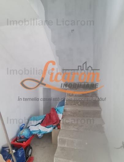 Vila Stupini P+E, 5 camere,curte,acces auto.(Parte Duplex) - Poză 7