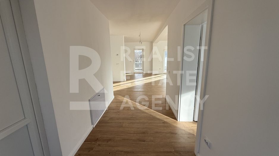 Vânzare, casă modernă, 5 camere, Valea Adâncă, Iași - Poză 2