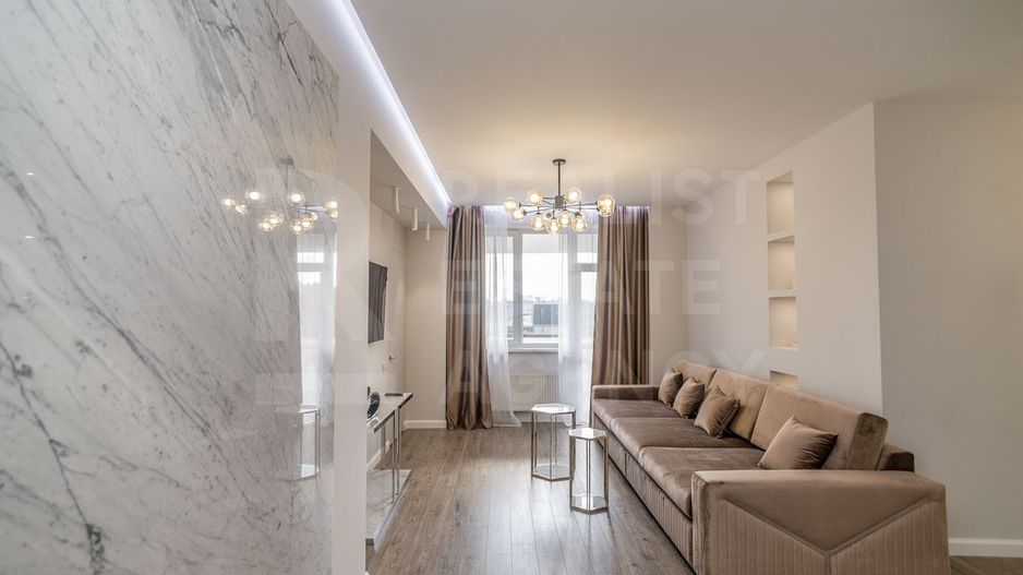 Chirie, apartament, 3 camere, str-la 31 August 1989, Centru - Poză 6