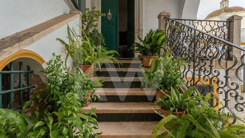 Se vinde Palatul Mesquita Pimentel - Poză 4