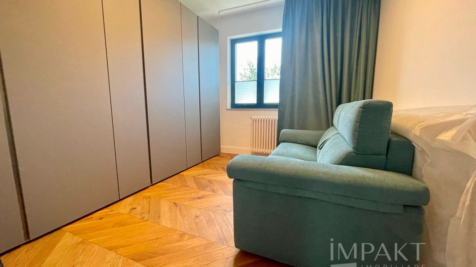 De inchiriat-Apartament cu 4 camere, Garaj și Parcare | Zona Centrala - Poză 6
