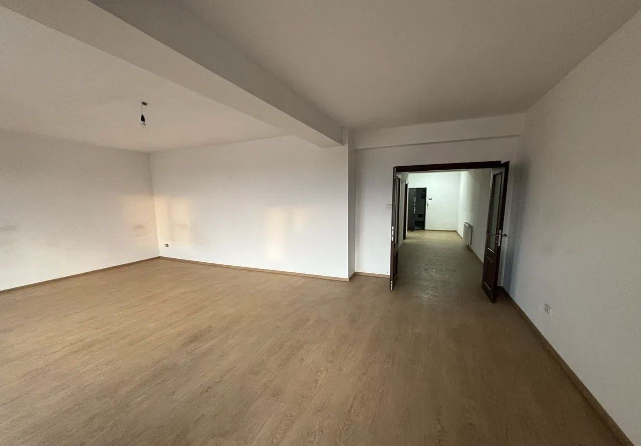 Spațiu comercial | Locuință | Voluntari - Poză 2