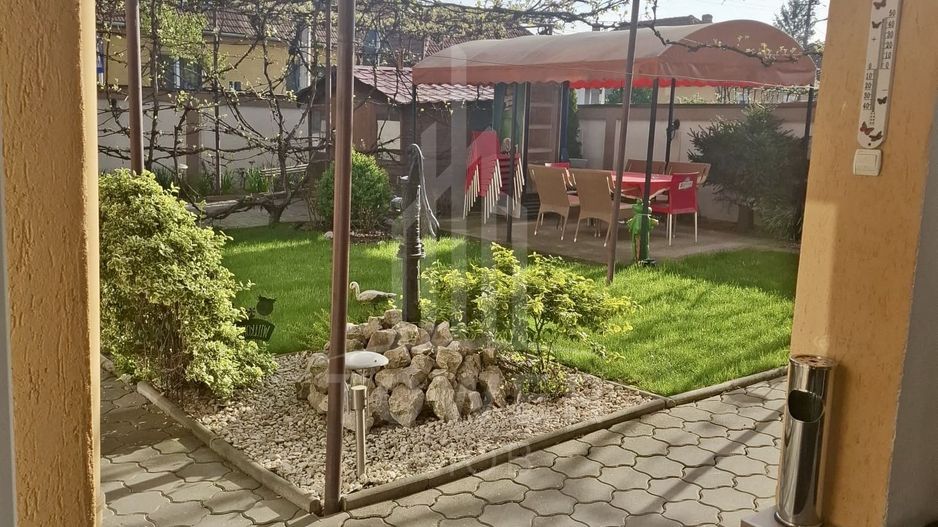 Casă de vânzare în Lazaret – ideală pentru familie sau investiție! - Poză 2