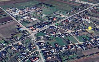 Teren intravilan central Cornu Luncii - Poză 5