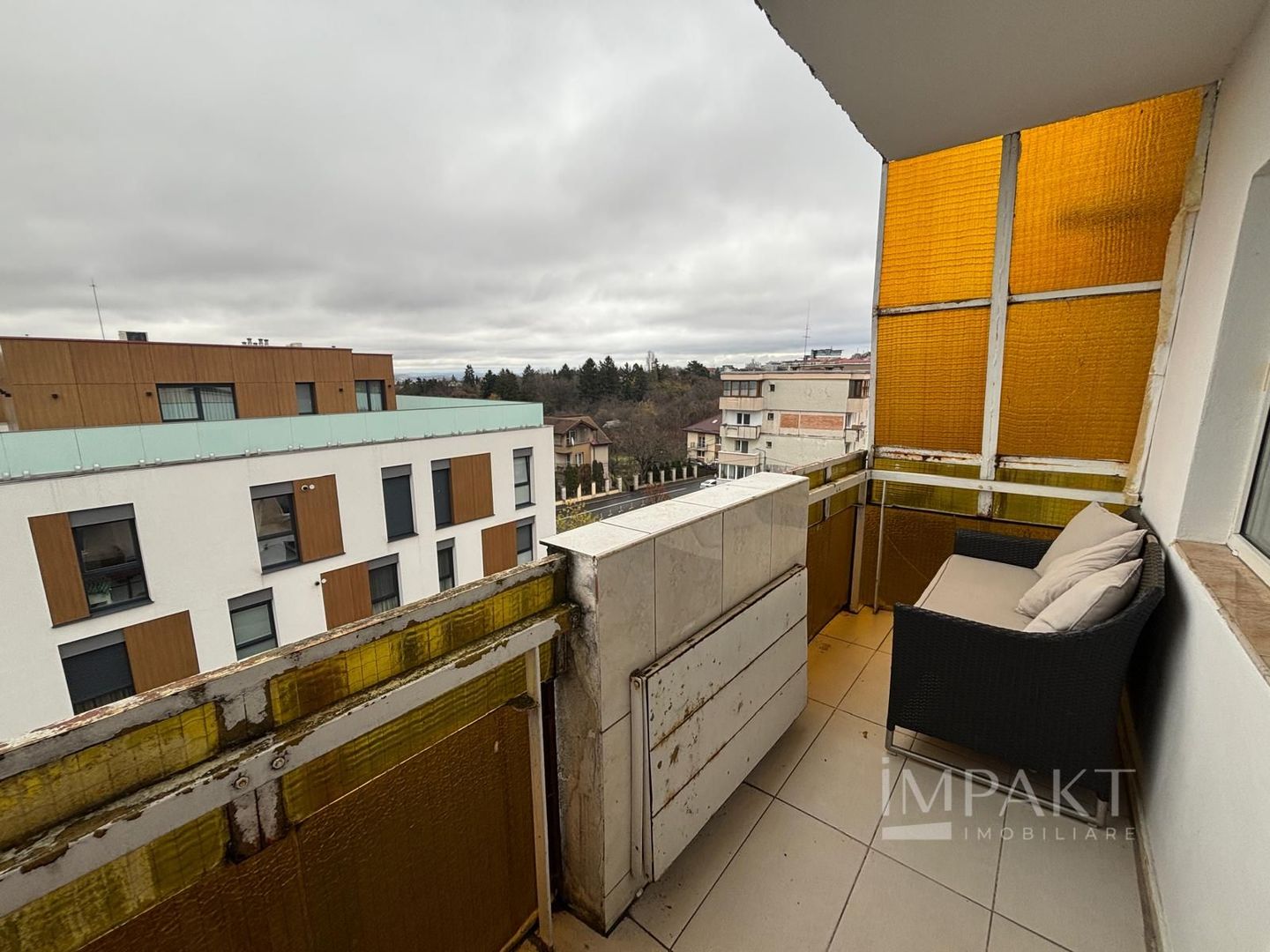 Apartament cu 3 camere, prima închiriere după renovare- zona UMF - Poză 9