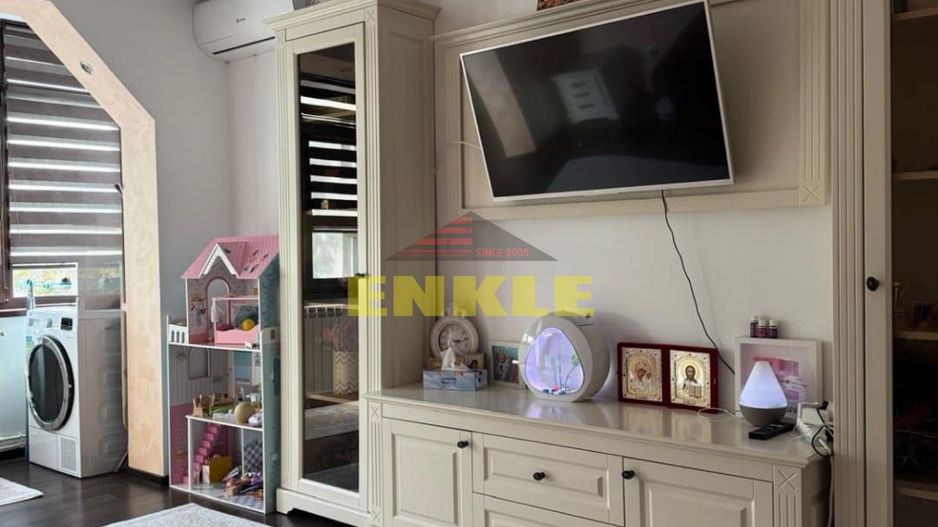 Vânzare apartament 2 camere decomandat – complet renovat. - Poză 1