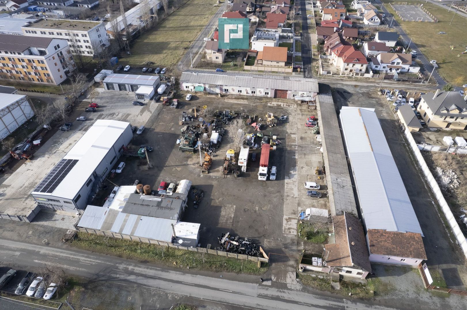 Teren intravilan 6.555 mp cu hală industrială - Poză 2