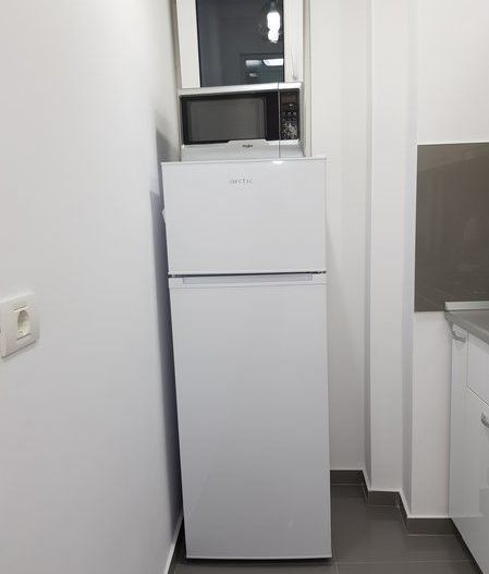 Închiriere 2 Camere Ultracentral, Vedere Dambovita, Renovat - Poză 6