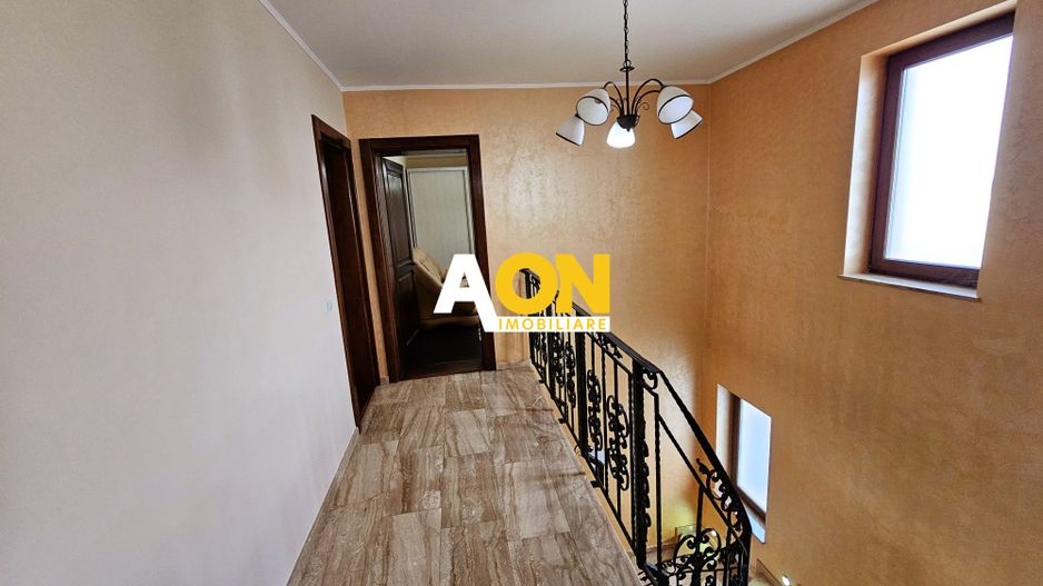 Casa 5 camere, 870 mp teren, mobilata, utilata, zona Cetate - Poză 12