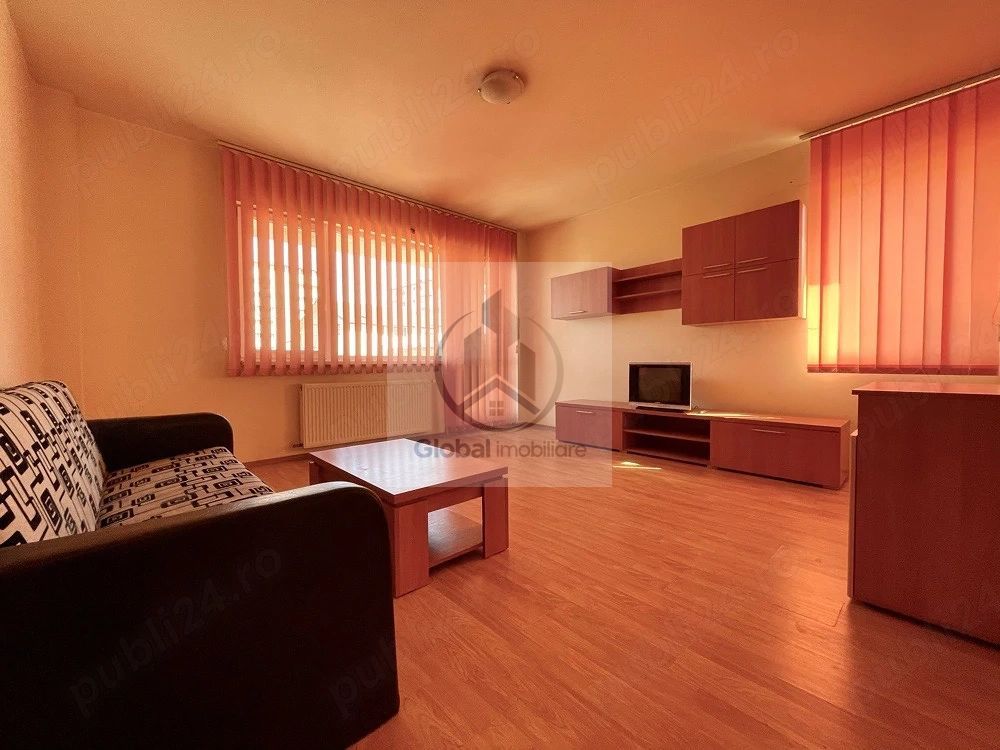 Garsoniera 40 mp decomandata etaj 1 din 2 + parcare dedicata - Poză 1