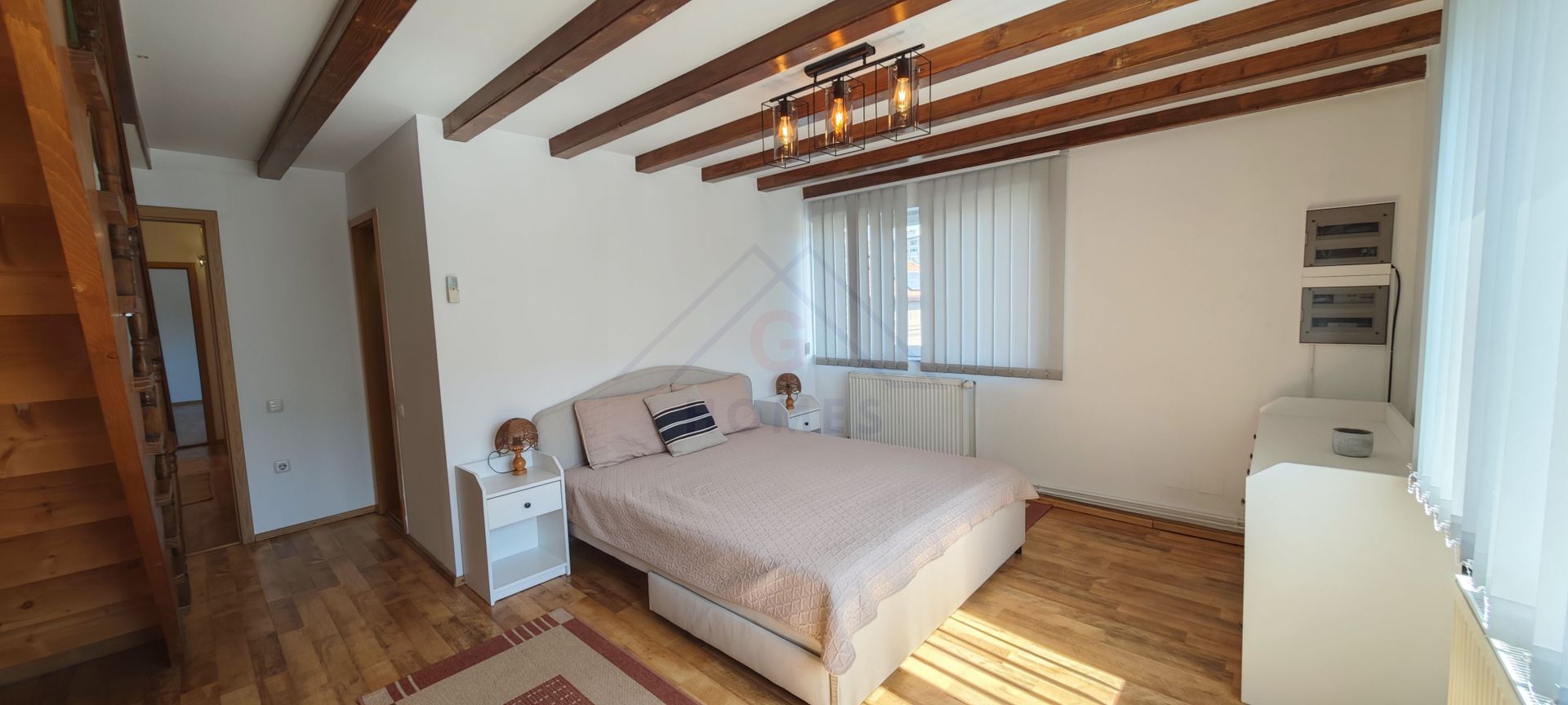 Apartament la casa,  aproape de 700! - Poză 23