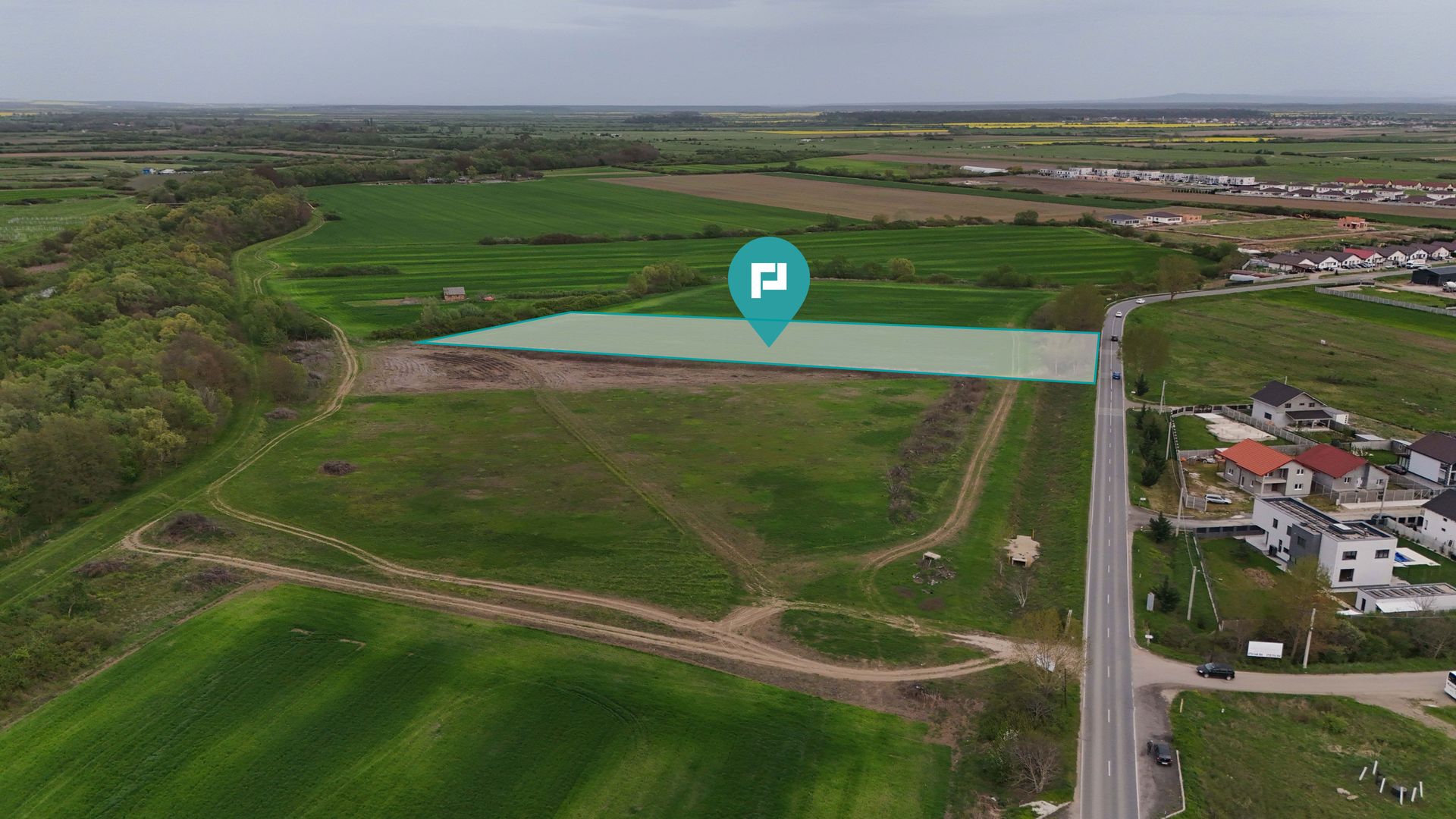 Teren intravilan 5800 mp în Remetea Mare - Poză 4