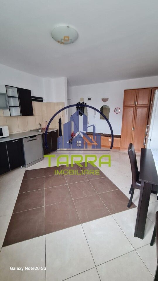 Apartament 2 camere de inchiriat Alba Iulia zona Centru - Poză 1