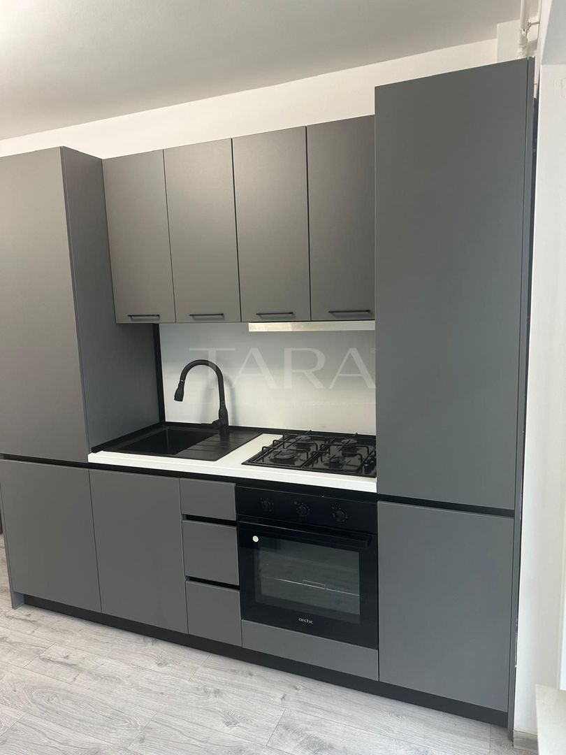 Apartament cu 3 camere, terasă de 51 mp, parcare inclusă, Florești. - Poză 2