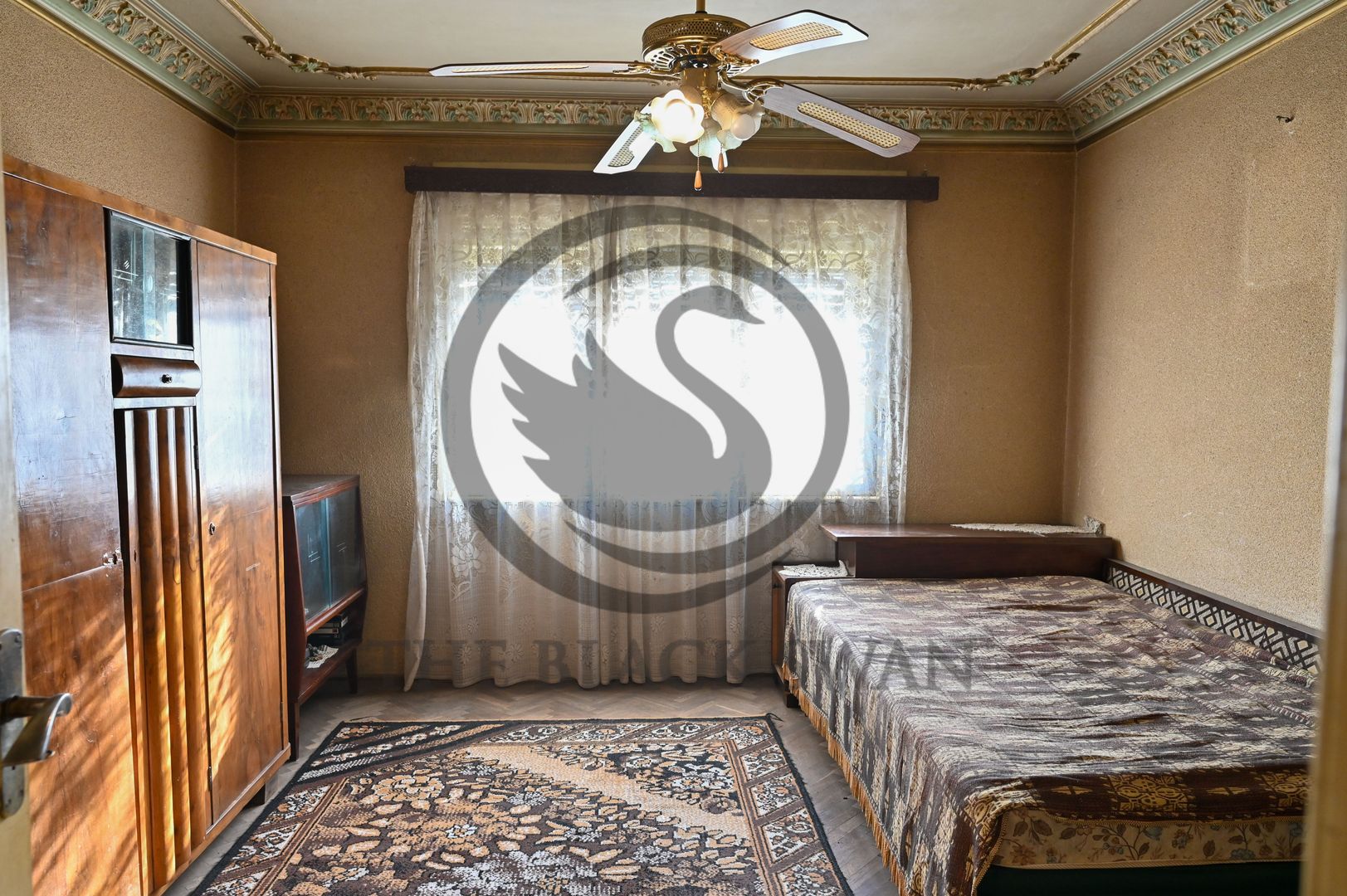 Casa cu 6 camere de vanzare | Zona Ultracentrala, Baicoi | Comision 0% - Poză 9