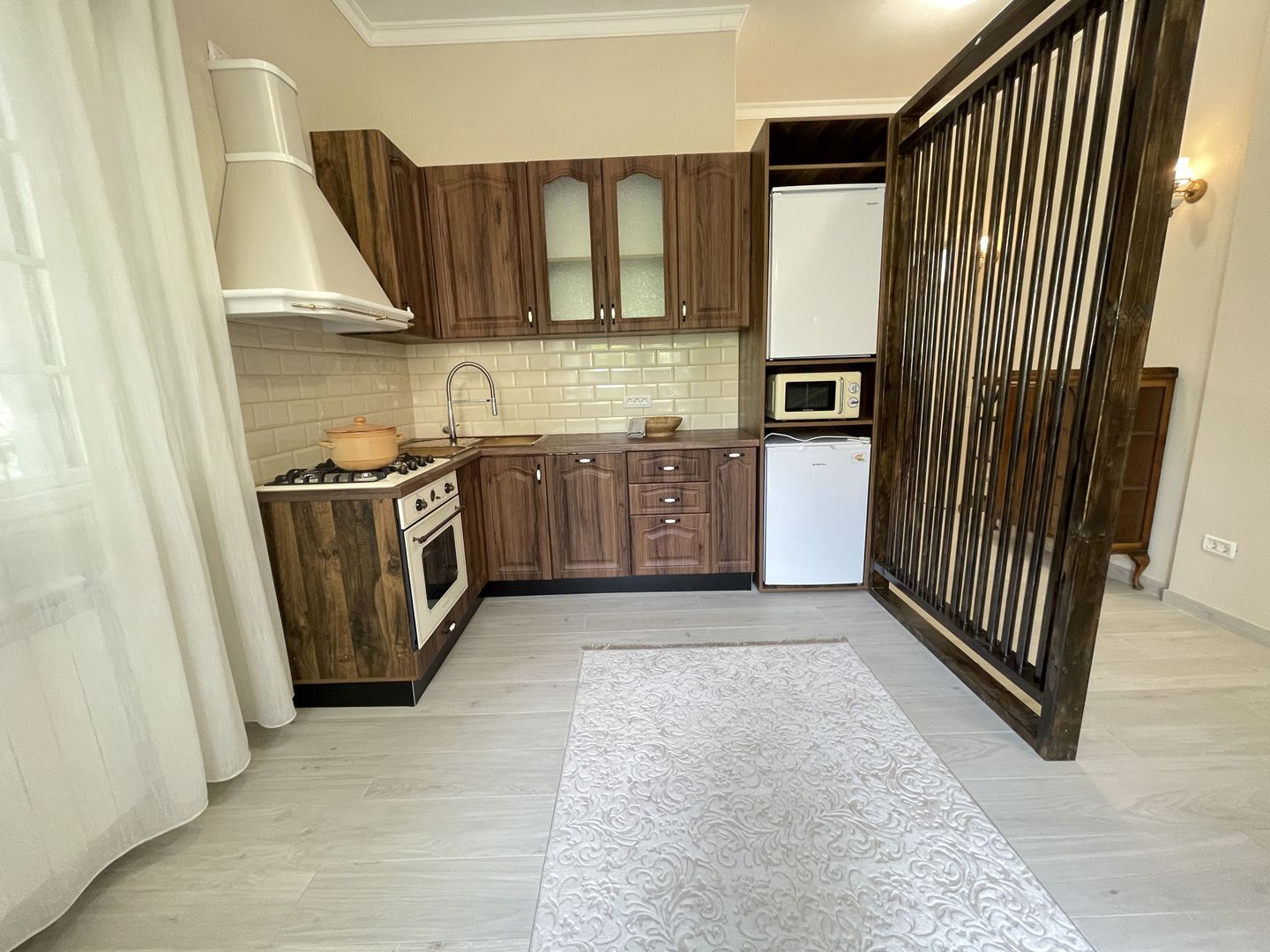 Apartament frumos in zona centrala - Poză 3